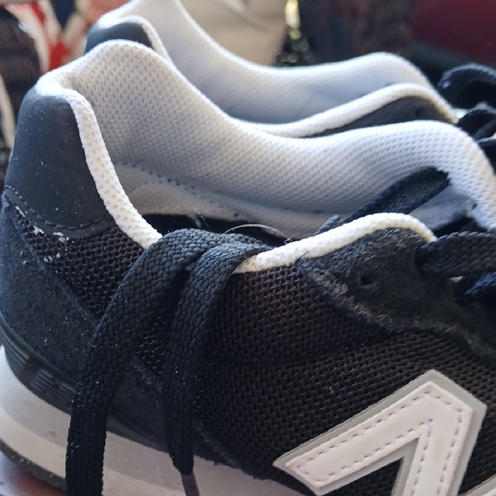 New Balance Black and White Women's Athletic Shoes - Picture 3 of 5